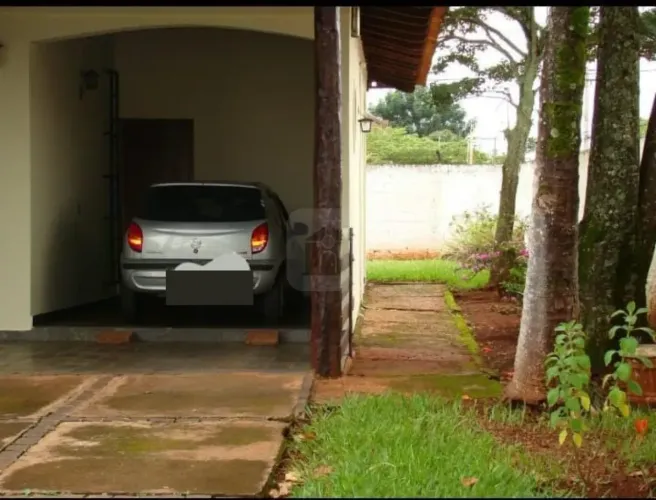 Casa à venda no Bairro Cidade Jardim.