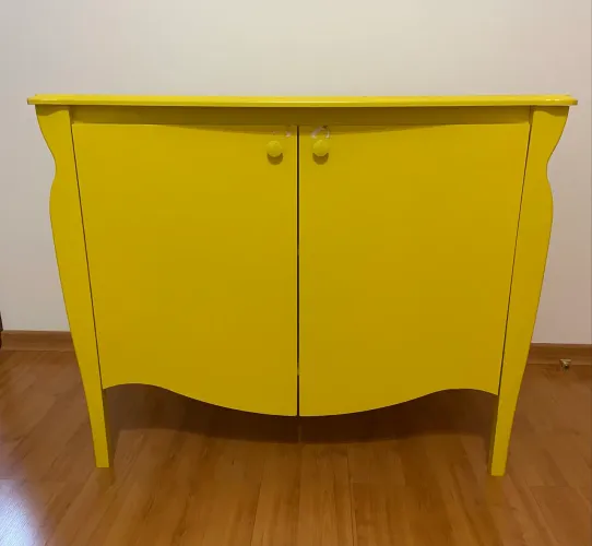 Aparador // Buffet Amarelo Estilo Retrô Amarelo - ótimo estado!