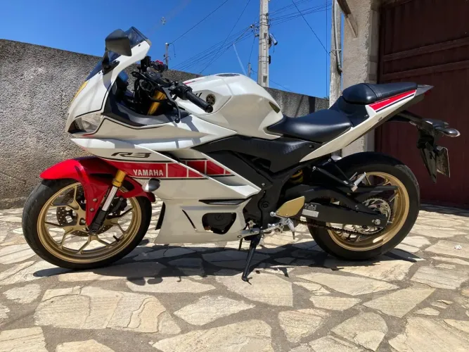 A edição especial YZF-R3 World GP 60th Anniversary Editionl<br>