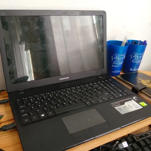 Samsung expert i5 sétima geração 2gb de placa de vídeo