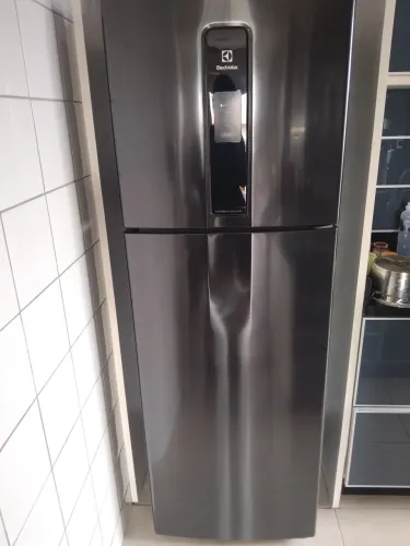 Geladeira Electrolux IF43B Frost Free