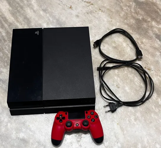 ? PS4 FAT 1TB + 1 Controle