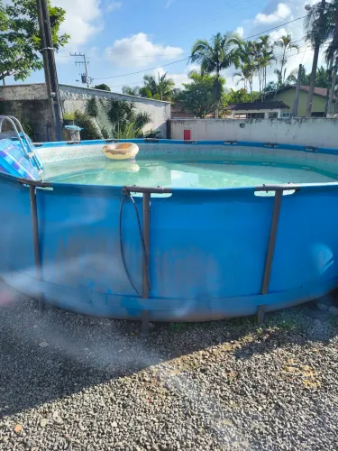 Piscina 24000 mil litros