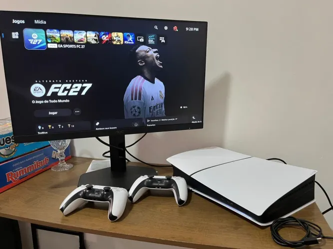 PS5 Slim 1TB + Monitor AOC 180hz