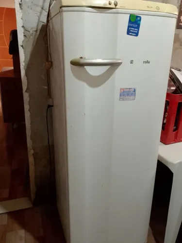 Vendo geladeira em boas condições nunca teve conserto