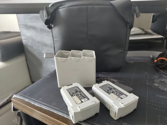 Baterias plus Mini 3 pro e mini 4 pro 3850 mah 60 ciclos + Hub