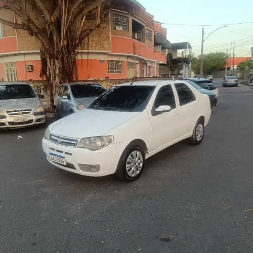 Fiat Siena HLX 1.8 MPI Flex 8V 4P 2007