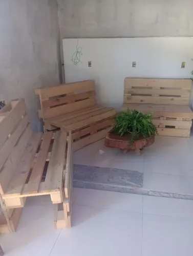 3 Banco de Madeira maciça por apenas 799,00