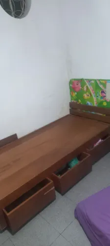 Cama de solteiro com gaveta