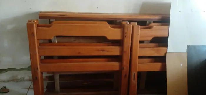 Vendo 2 camas solteiro