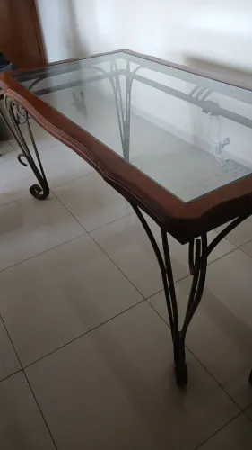 Mesa madeira com base de ferro 6 lugares