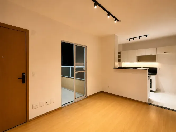 Apartamento para venda possui 43 metros quadrados com 2 quartos