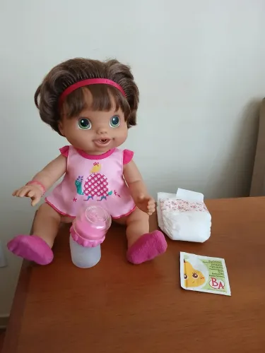 Boneca Baby Alive Wets N Wiggles Funcionando