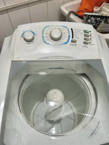 Lavadora Eletrolux 10 kg ótimo estado