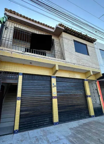 CASA COM PONTO COMERCIAL - BARRA DOS COQUEIROS [52738]