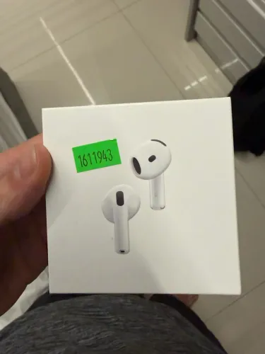 Air pods 4 active noise cancellation