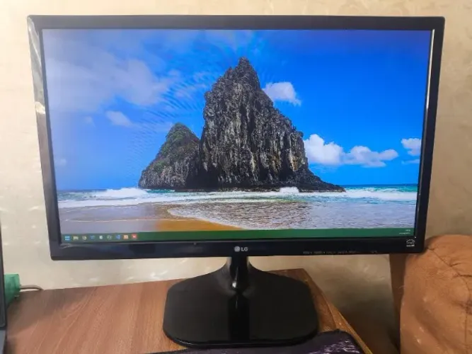 Monitor LG 23" 1080p 60Hz