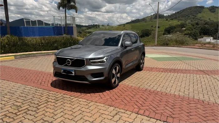 Volvo XC40 T-5 Momentum 2.0 252cv AWD 2019