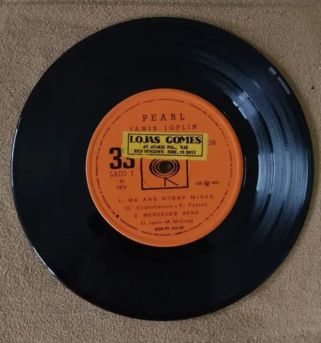 Disco de vinil compacto Janis Joplin pearl LP toca disco radiola vitrola som antigo 3x1 