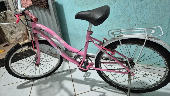 Bicicleta Aro 24 Rosa Bom Estado