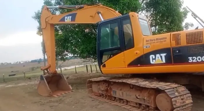 Escavadeira hidráulica aceita troca