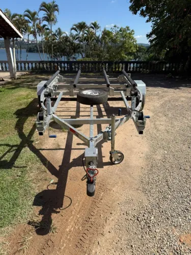 Carreta Dupla Free Hobby Galvanizada c/ freio ano 2024.