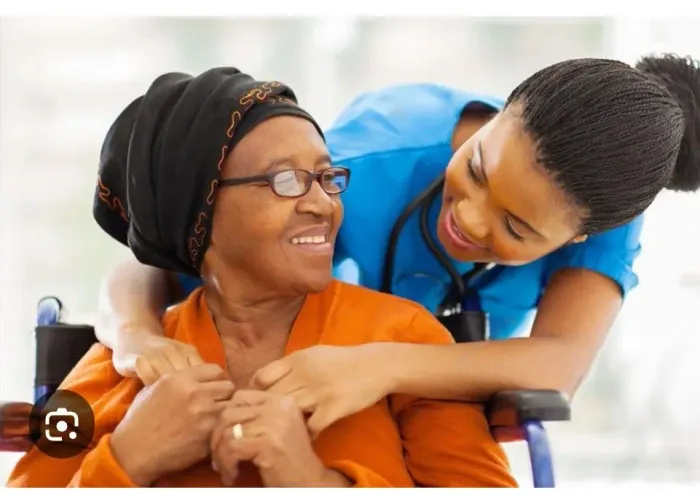 Vaga para cuidadora de idosos