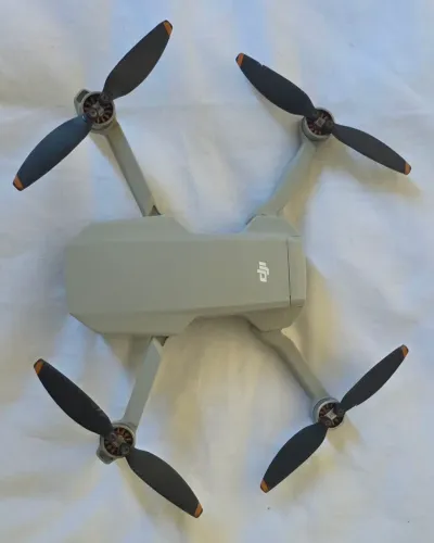 DRONE DJI MINI SE