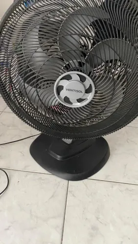 Vendo ventilador ventisol usado poucas vezes estou vendendo pq está guardado