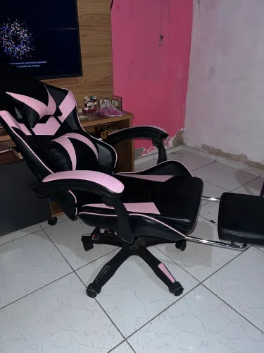 Cadeira gamer escritório em perfeitas condições