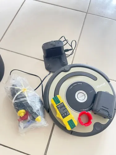 iRobot Roomba para retirada de peças + acessorios