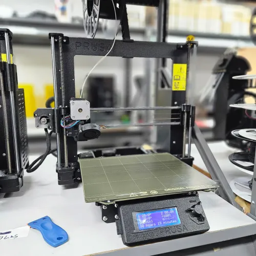 Impressora 3D Prusa MK3S+ usada