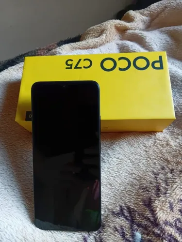 Celular POCO C75