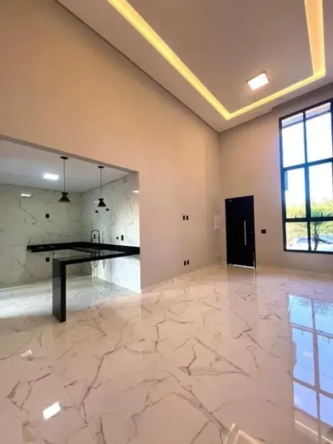 Casa térrea à venda no Jardim Residencial Helena Maria, em Sorocaba-SP.