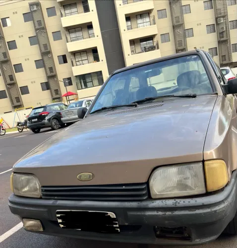 Ford Verona LX 1.6 (modelo Antigo) 1991