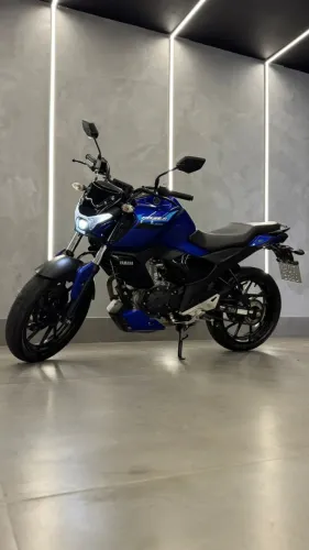 YAMAHA FZ15 FAZER CONNECTED ABS 2025 - ÚNICO DONO