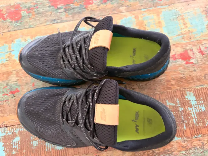 Tênis new balance 1080 v10 Brooklin 42