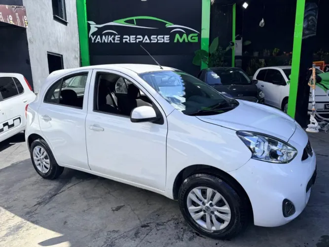 Nissan March 2018