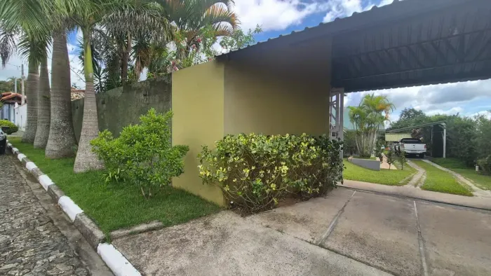 Chácara em Condomínio Guararema 4 Dormitórios duas suítes 1585m² piscina privativa