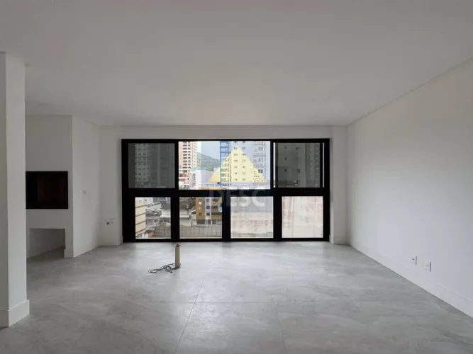 Apartamento com 3 suítes à venda no Edifício Vênus de Milo Residence