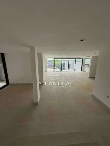 Atlântica Imóveis tem excelente Casa de Alto Padrão à Venda na Lagoa, Macaé/RJ