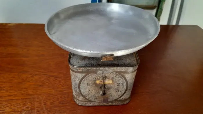 Balança de Cozinha Antiga Bender Junior até 10Kg Vintage Decoração