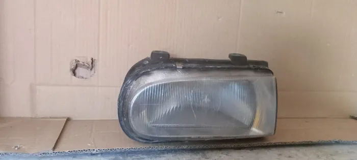 Farol gol 95/99 (esquerda)