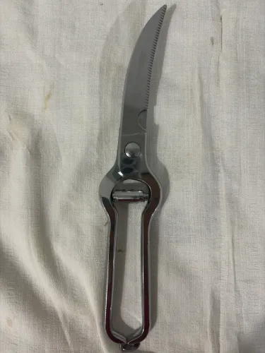 Tesoura de frango 