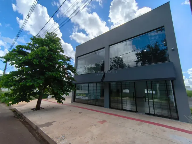 Barracão Comercial na Av Mandacarú