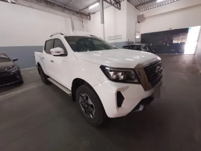 Nissan Frontier XE CD 4X4 2.3 Bi-TB Diesel Aut. 2023