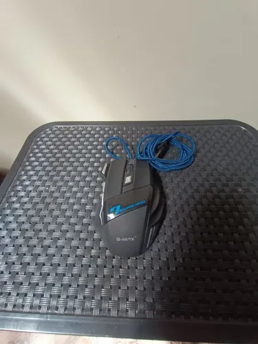 Mouse novo dando 2 clientes