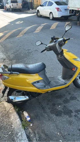 Suzuki Burgman 125 CC