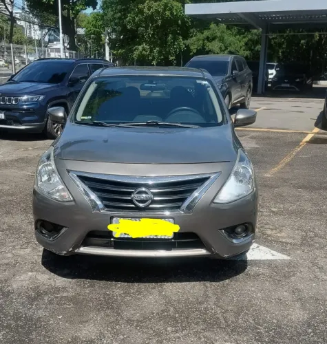 Nissan Versa SL 1.6 16V Flexstart 4P Mec. 2016