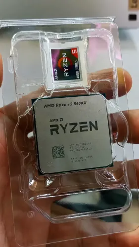 AMD Ryzen 5 5600X